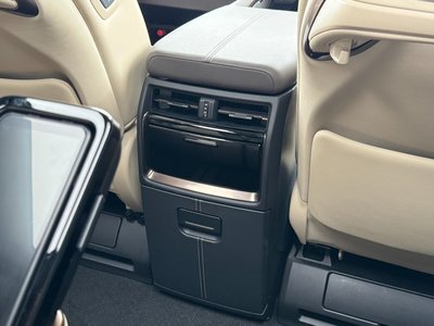 2025 Toyota ALPHARD 照片 70