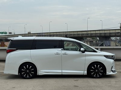 2025 Toyota ALPHARD 照片 22