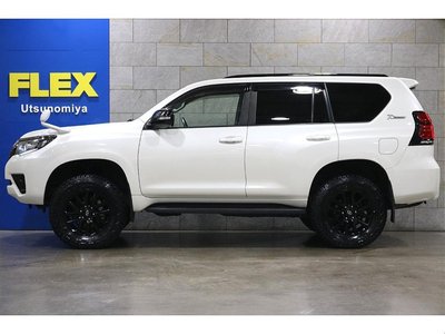2022 Toyota LAND CRUISER PRADO thumbnail 22