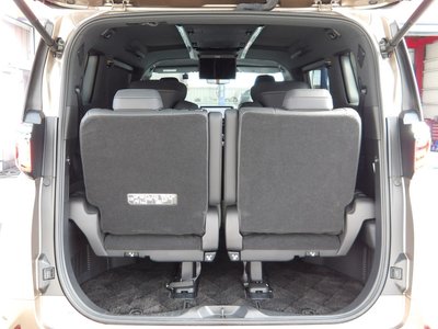 صورة 51 لـ 2024 Toyota ALPHARD