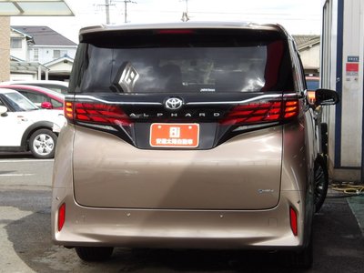 صورة 8 لـ 2024 Toyota ALPHARD