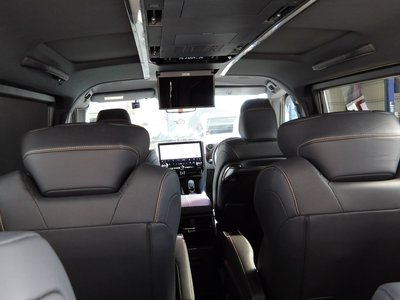 صورة 50 لـ 2024 Toyota ALPHARD