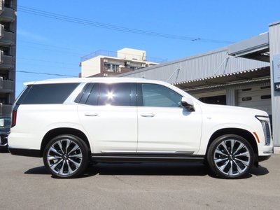 2025 Cadillac ESCALADE photo 11