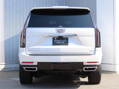 2025 Cadillac ESCALADE photo 8