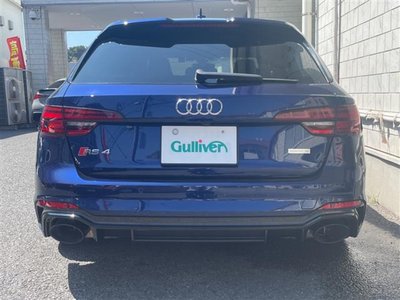 صورة 34 لـ 2020 AUDI RS4 AVANT
