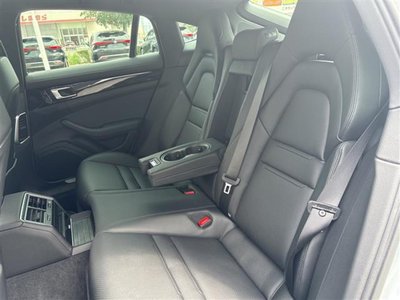 2019 Porsche PANAMERA thumbnail 25