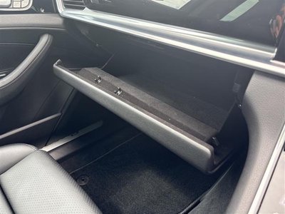 2019 Porsche PANAMERA thumbnail 19