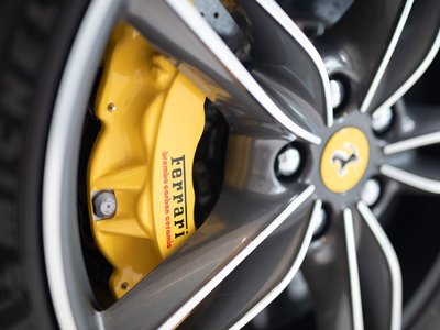 صورة 19 لـ 2021 Ferrari ROMA