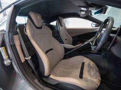 صورة 27 لـ 2021 Ferrari ROMA