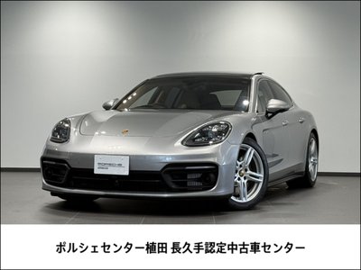2021 Porsche PANAMERA photo 1