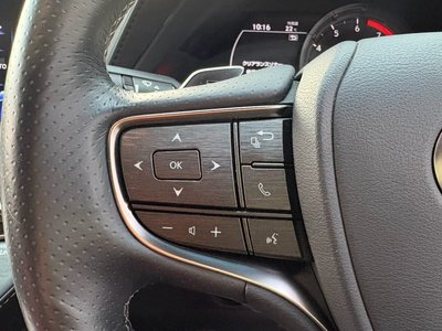 2018 Lexus LS thumbnail 23