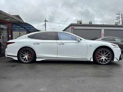2018 Lexus LS photo 7