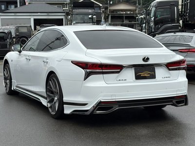 2018 Lexus LS photo 10