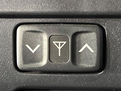 2014 Toyota LAND CRUISER 70 thumbnail 47