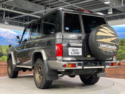 2014 Toyota LAND CRUISER 70 thumbnail 24