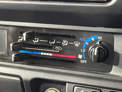 2014 Toyota LAND CRUISER 70 photo 8