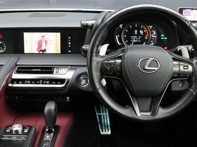 2018 Lexus LC thumbnail 13