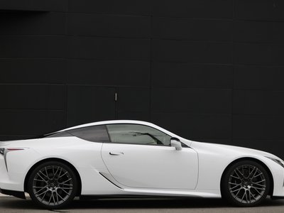 2018 Lexus LC thumbnail 12