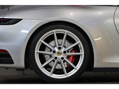 2020 Porsche 911 — миниатюра 32