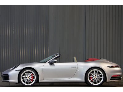 2020 Porsche 911 — миниатюра 23