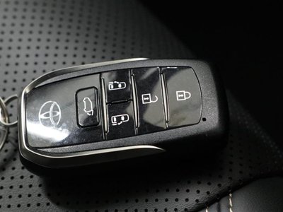 2024 Toyota ALPHARD 缩略图 39