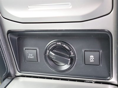 صورة 11 لـ 2019 Toyota LAND CRUISER PRADO