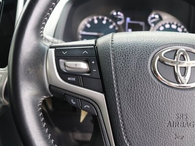 صورة 39 لـ 2019 Toyota LAND CRUISER PRADO