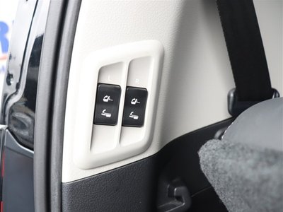 صورة 48 لـ 2019 Toyota LAND CRUISER PRADO