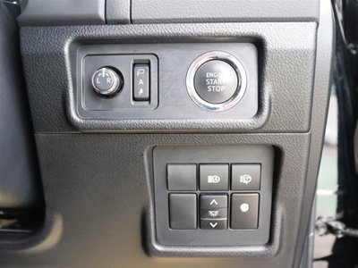 صورة 15 لـ 2019 Toyota LAND CRUISER PRADO