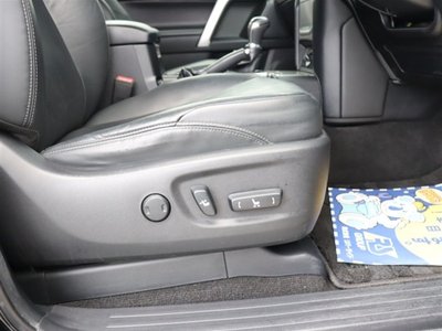 صورة 46 لـ 2019 Toyota LAND CRUISER PRADO