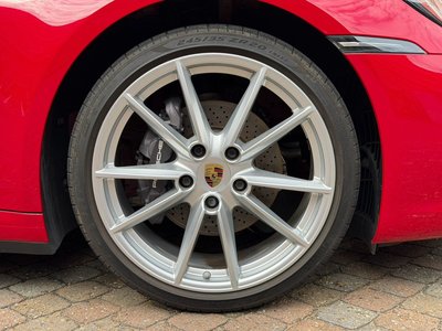 2020 Porsche 911 thumbnail 20