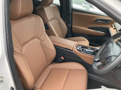 صورة 4 لـ 2025 Toyota CROWN ESTATE
