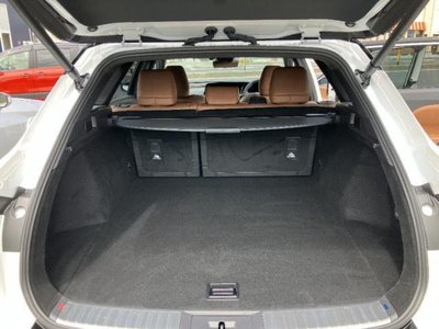 صورة 13 لـ 2025 Toyota CROWN ESTATE