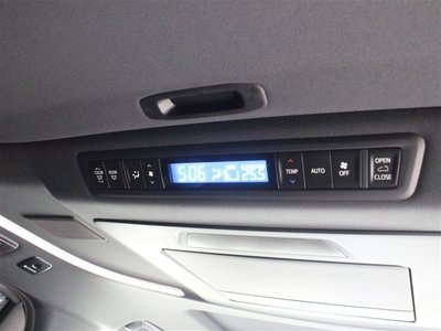 2022 Toyota ALPHARD — фото 30