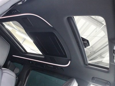 2022 Toyota ALPHARD — фото 9