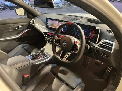 2025 BMW M3 TOURING thumbnail 3