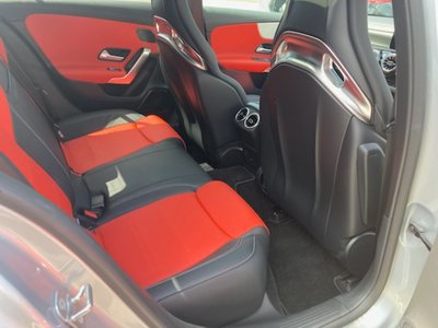 2025 Mercedes-BENZ A-CLASS AMG — фото 12