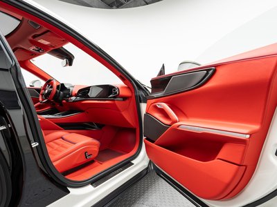 صورة 34 لـ 2024 Ferrari PUROSANGUE