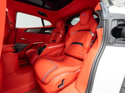 صورة 21 لـ 2024 Ferrari PUROSANGUE