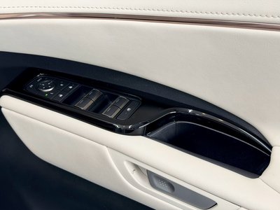 2024 Lexus LM 照片 35