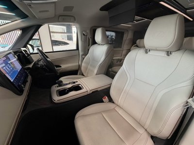2024 Lexus LM 照片 64