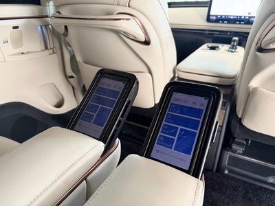 2024 Lexus LM 照片 52