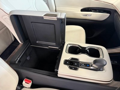 2024 Lexus LM 照片 44
