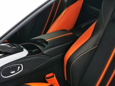 2018 Aston Martin VANTAGE 缩略图 18