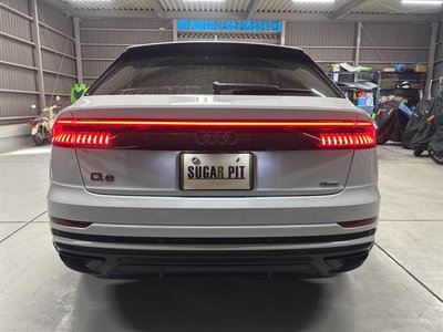 2022 AUDI Q8 — миниатюра 10