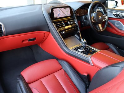 2018 BMW 8 SERIES — фото 4