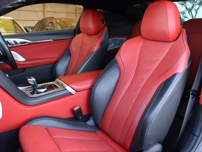 2018 BMW 8 SERIES — фото 14