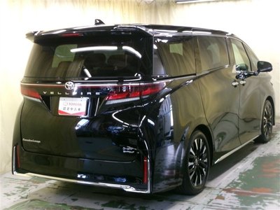 2023 Toyota VELLFIRE photo 2