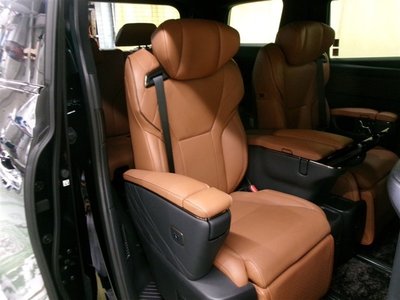 2023 Toyota VELLFIRE photo 13