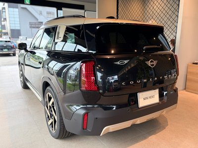 2025 MINI COOPER COUNTRYMAN — фото 9